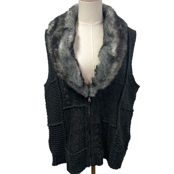 Chico's Arya Faux Fur Cable Knit Zip Up Sweater Vest Womens Medium 1 Black Gray - Picture 1 of 15
